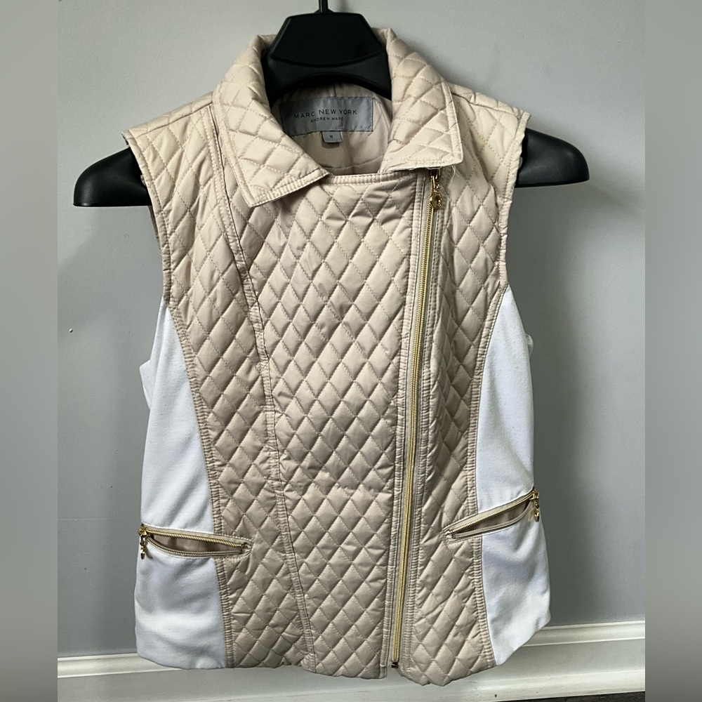 Sleeveless jacket-Marc New York for women size M-Beige color(#232